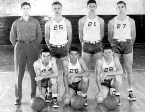 boys basketball team